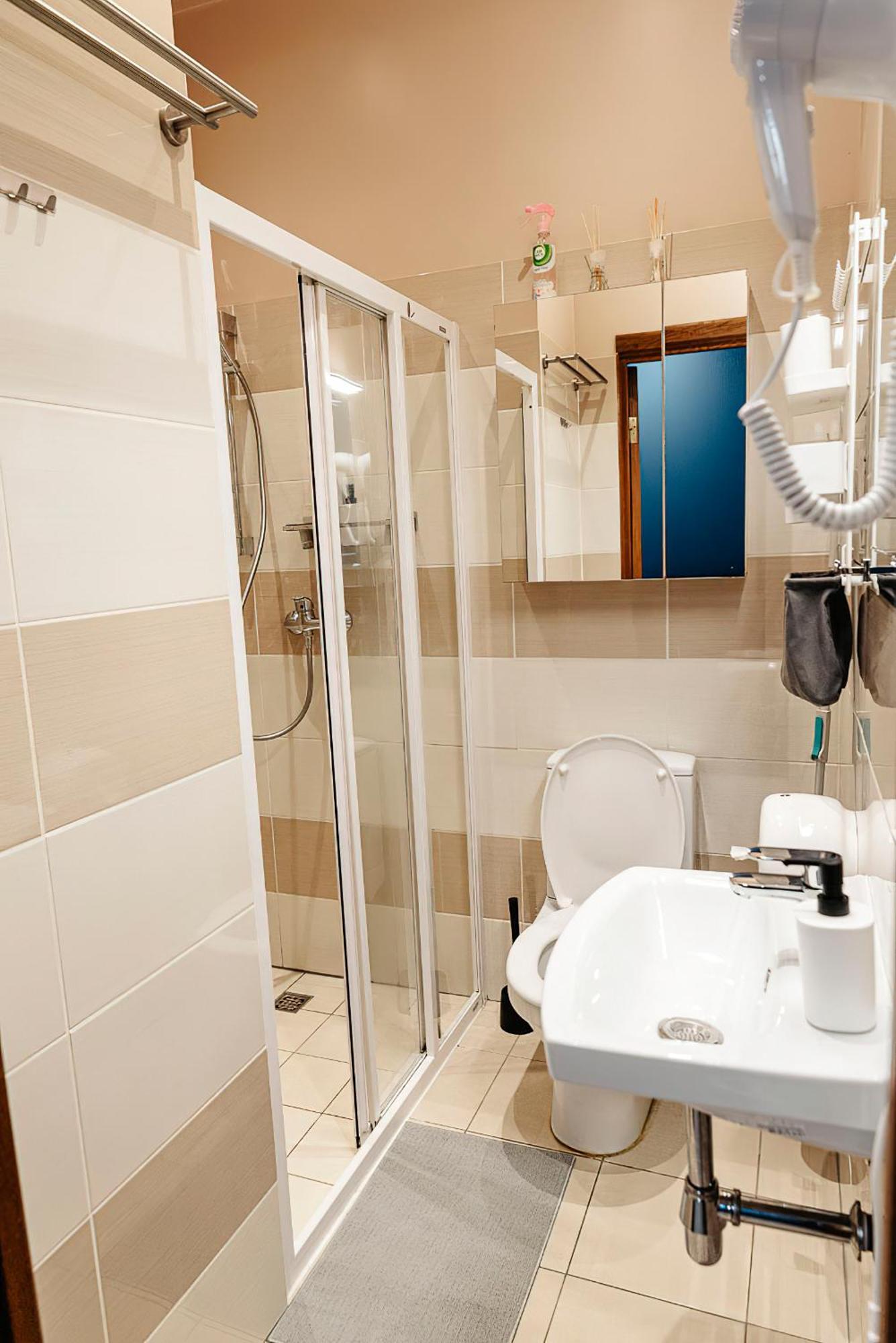 Riga Central Apartments - Skolas Str. Parking Nearby Екстер'єр фото
